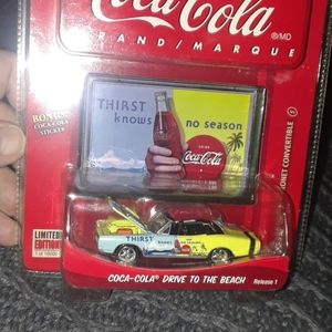 Johnny Lightning Coca Cola 69 Dodge Coronet Conver